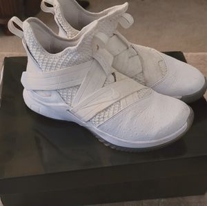 Nike soldier 12 size 11